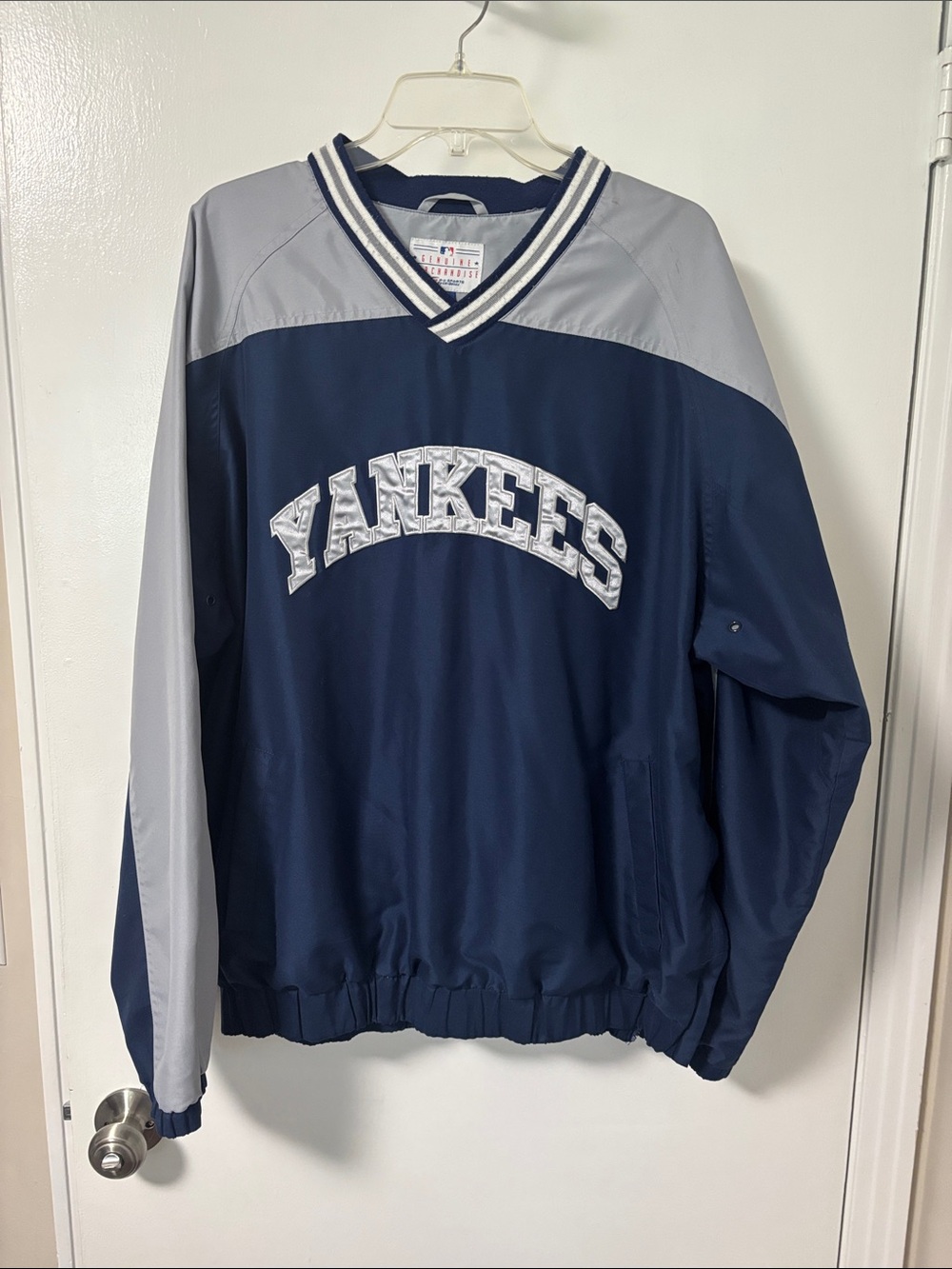 MLB Yankees Navy and Gray Lightweight Pullover Jacket